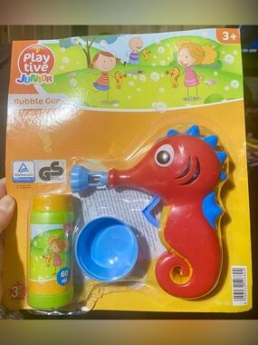 Playtive NEW Junior Seahorse Bubble Gun Kit
